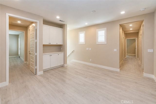 153 Scale, Irvine, CA 92618