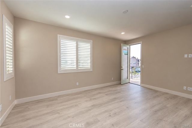 153 Scale, Irvine, CA 92618