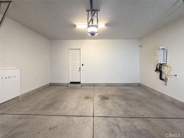 153 Scale, Irvine, CA 92618