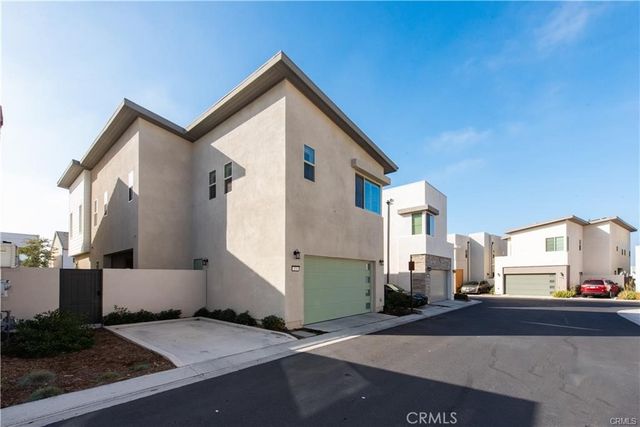 153 Scale, Irvine, CA 92618