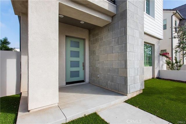 153 Scale, Irvine, CA 92618
