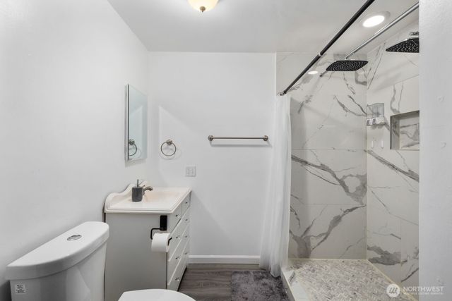 8415 Mt Tacoma Drive SW, Lakewood, WA 98498