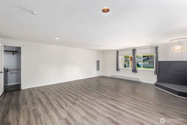 8415 Mt Tacoma Drive SW, Lakewood, WA 98498