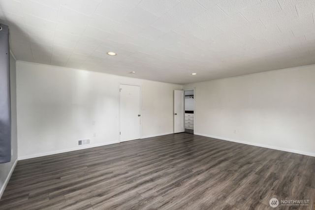 8415 Mt Tacoma Drive SW, Lakewood, WA 98498