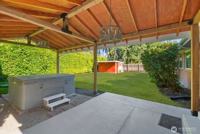 8415 Mt Tacoma Drive SW, Lakewood, WA 98498