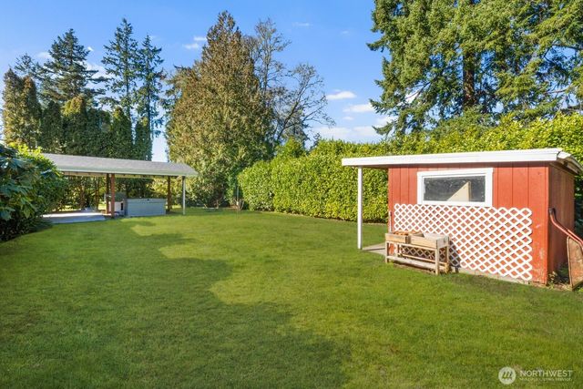 8415 Mt Tacoma Drive SW, Lakewood, WA 98498