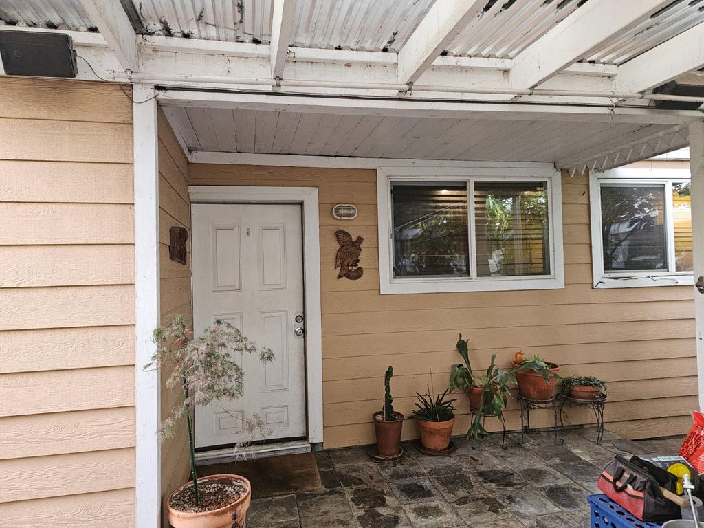 1624 Sacramento Ave, West Sacramento, CA 95605