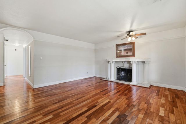 3328 Marlene Dr, Sacramento, CA 95821