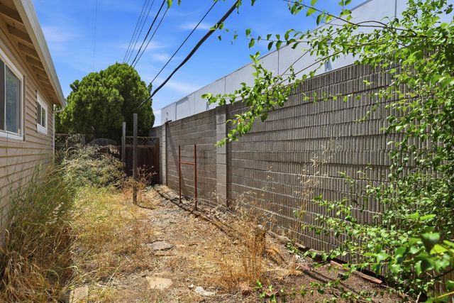 3328 Marlene Dr, Sacramento, CA 95821