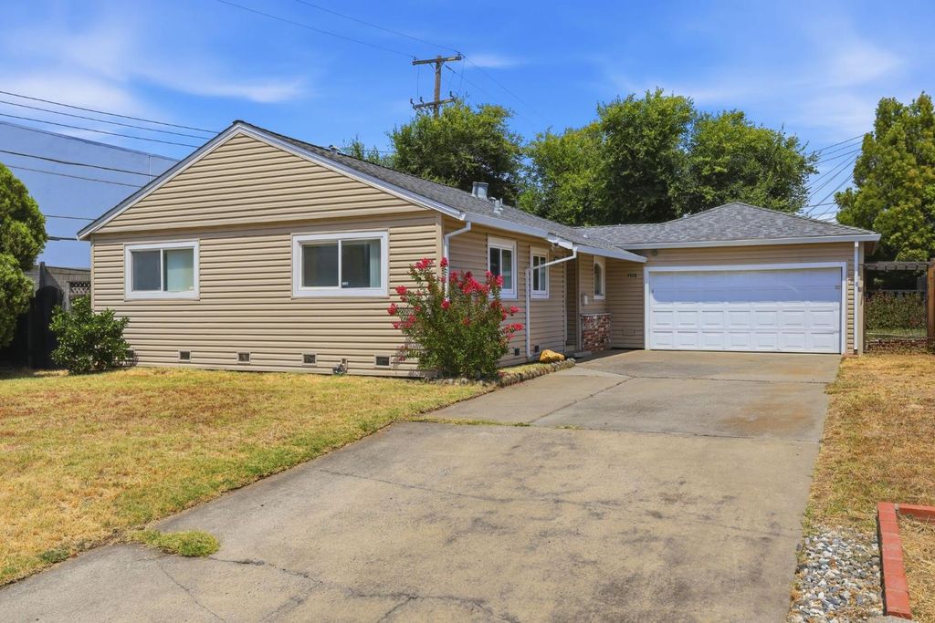 3328 Marlene Dr, Sacramento, CA 95821