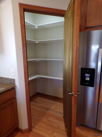 229 ENCHANTMENT RD, Rapid City, SD 57701