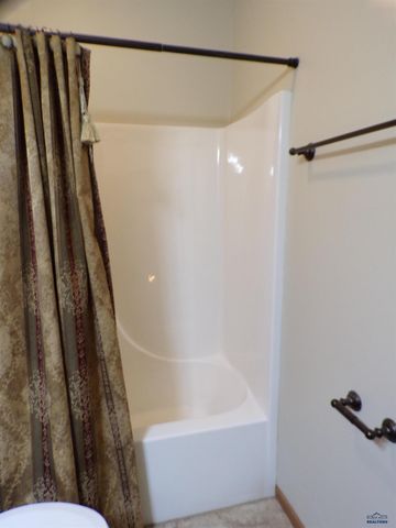 229 ENCHANTMENT RD, Rapid City, SD 57701