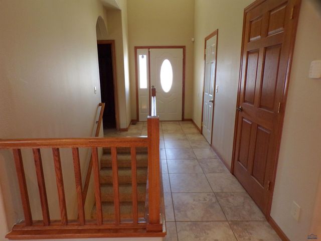 229 ENCHANTMENT RD, Rapid City, SD 57701