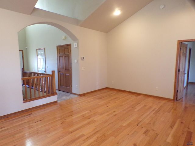 229 ENCHANTMENT RD, Rapid City, SD 57701