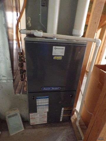 229 ENCHANTMENT RD, Rapid City, SD 57701