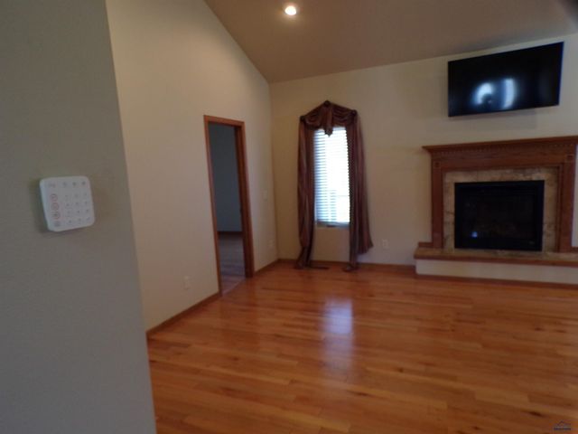 229 ENCHANTMENT RD, Rapid City, SD 57701