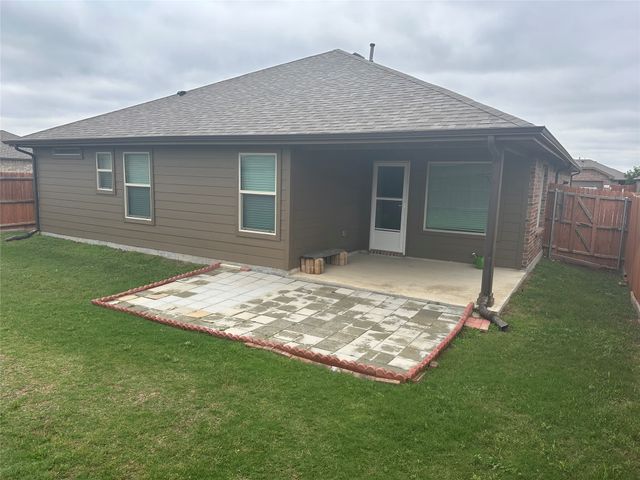 6200 Blacksmith Avenue, Fort Worth, TX 76179