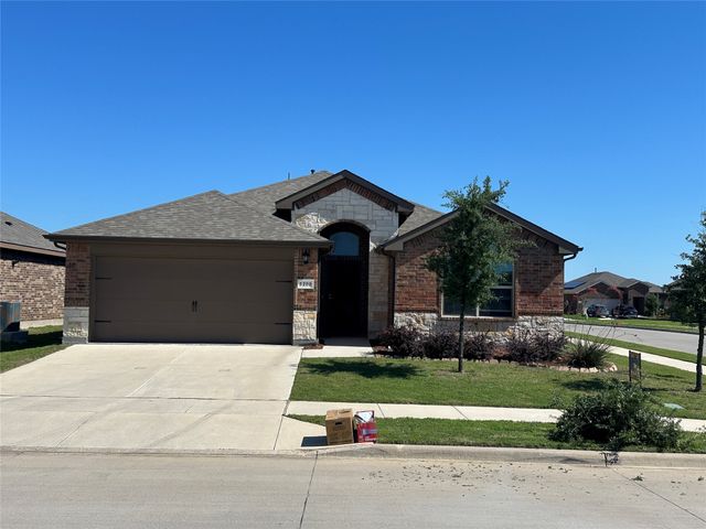 6200 Blacksmith Avenue, Fort Worth, TX 76179