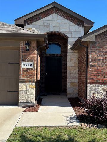 6200 Blacksmith Avenue, Fort Worth, TX 76179