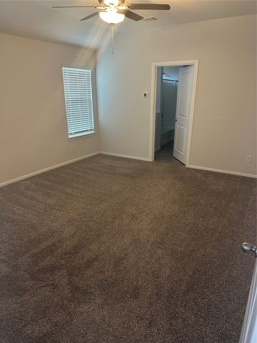 6200 Blacksmith Avenue, Fort Worth, TX 76179