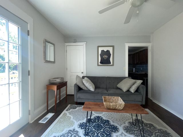 1026 Villa Pl, Nashville, TN 37212
