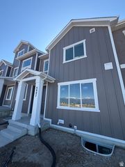 6807 S MOUNT BERRY RD #431, West Jordan, UT 84081
