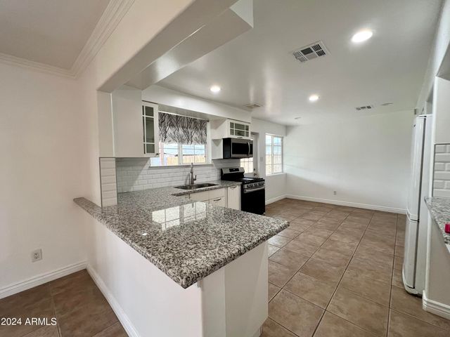2914 N 49TH Avenue, Phoenix, AZ 85031
