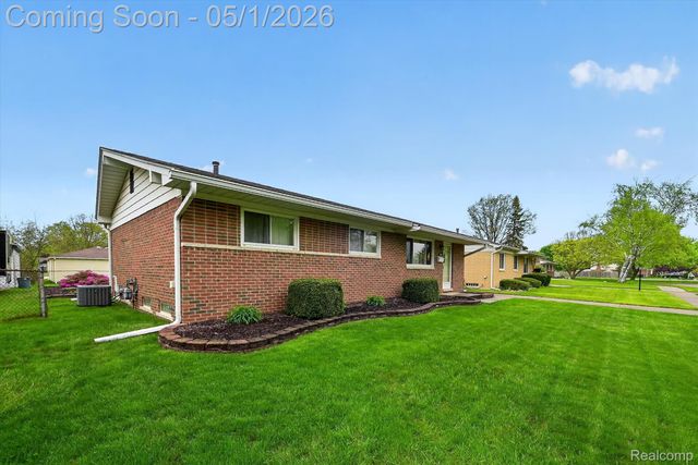 7061 London Court, Canton Charter Township, MI 48187