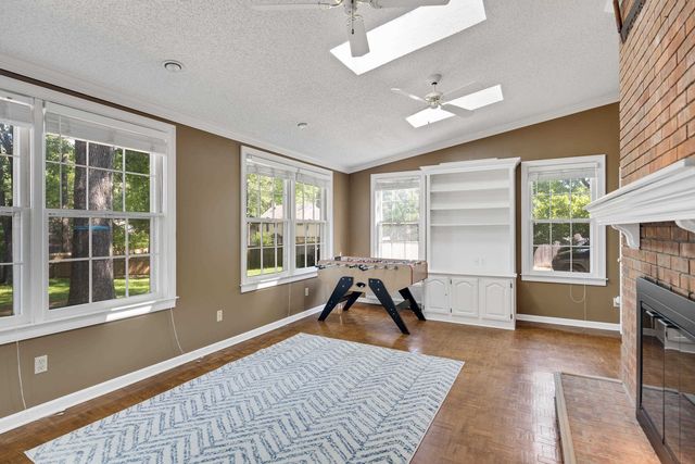 3365 STONE CREEK CV, Collierville, TN 38017