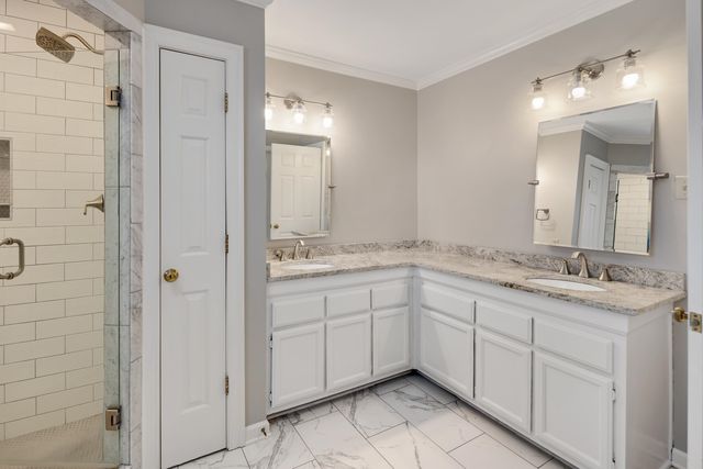 3365 STONE CREEK CV, Collierville, TN 38017