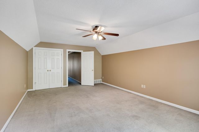 3365 STONE CREEK CV, Collierville, TN 38017