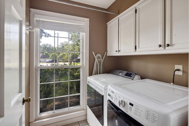 3365 STONE CREEK CV, Collierville, TN 38017