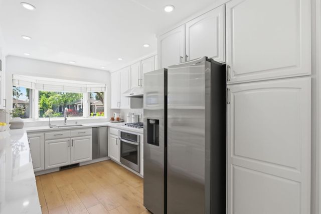 2688 Elliot Street, Santa Clara, CA 95051