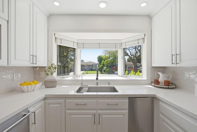 2688 Elliot Street, Santa Clara, CA 95051