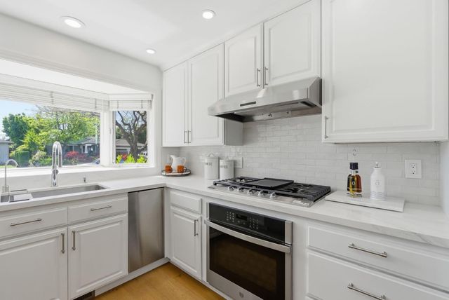 2688 Elliot Street, Santa Clara, CA 95051