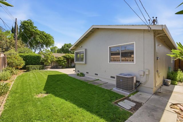 2688 Elliot Street, Santa Clara, CA 95051