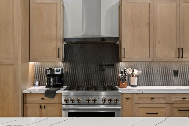 2107 BRANCH HILL STREET, Tampa, FL 33612