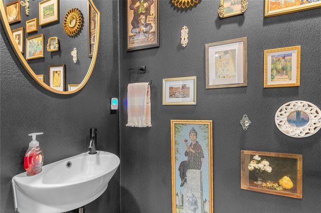 2107 BRANCH HILL STREET, Tampa, FL 33612