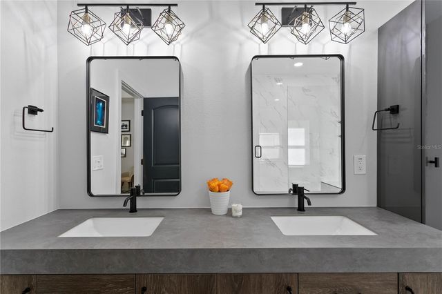 2107 BRANCH HILL STREET, Tampa, FL 33612