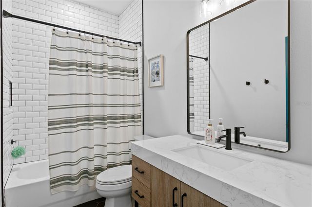 2107 BRANCH HILL STREET, Tampa, FL 33612