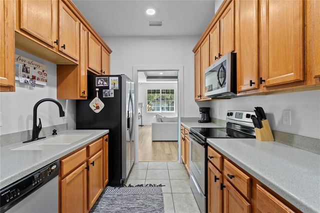 2107 BRANCH HILL STREET, Tampa, FL 33612