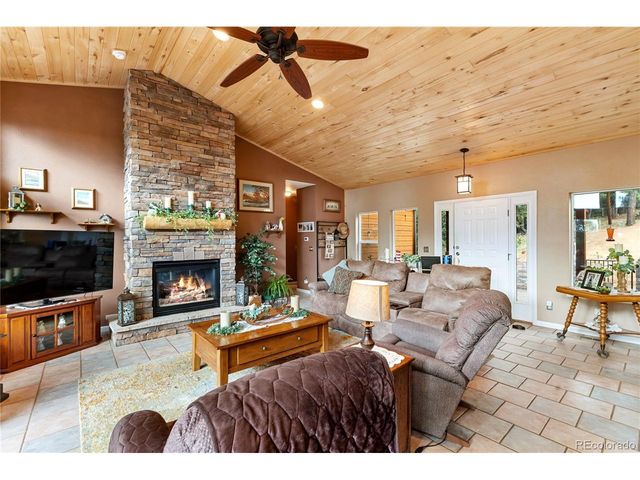 185 Bear Lake Cir, Divide, CO 80814