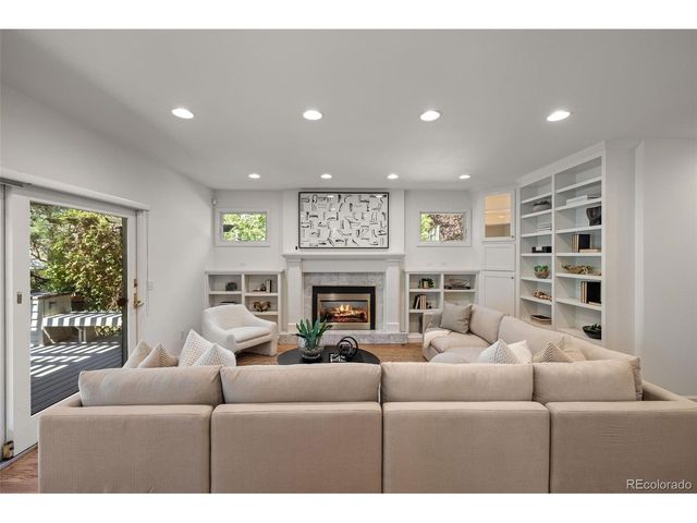 1300 Green Oaks Dr, Greenwood Village, CO 80121