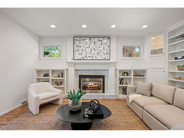 1300 Green Oaks Dr, Greenwood Village, CO 80121