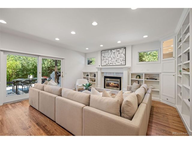 1300 Green Oaks Dr, Greenwood Village, CO 80121