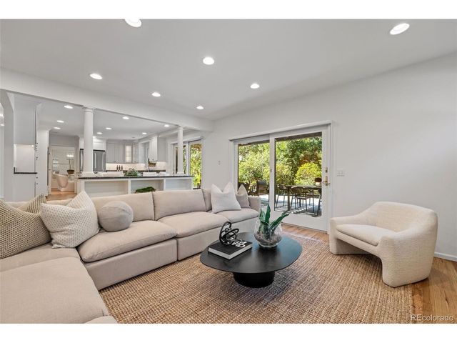 1300 Green Oaks Dr, Greenwood Village, CO 80121