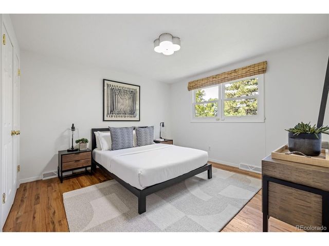 1300 Green Oaks Dr, Greenwood Village, CO 80121