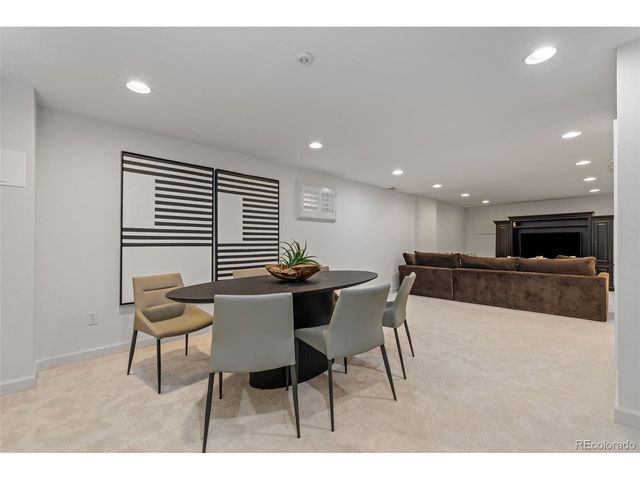 1300 Green Oaks Dr, Greenwood Village, CO 80121