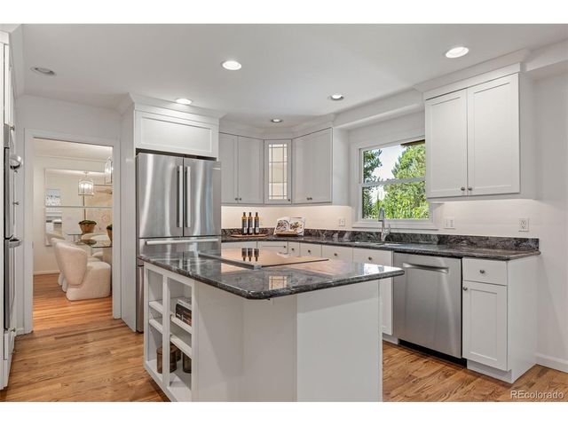 1300 Green Oaks Dr, Greenwood Village, CO 80121