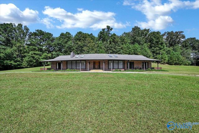 945 County Road 1219, Falkville, AL 35622